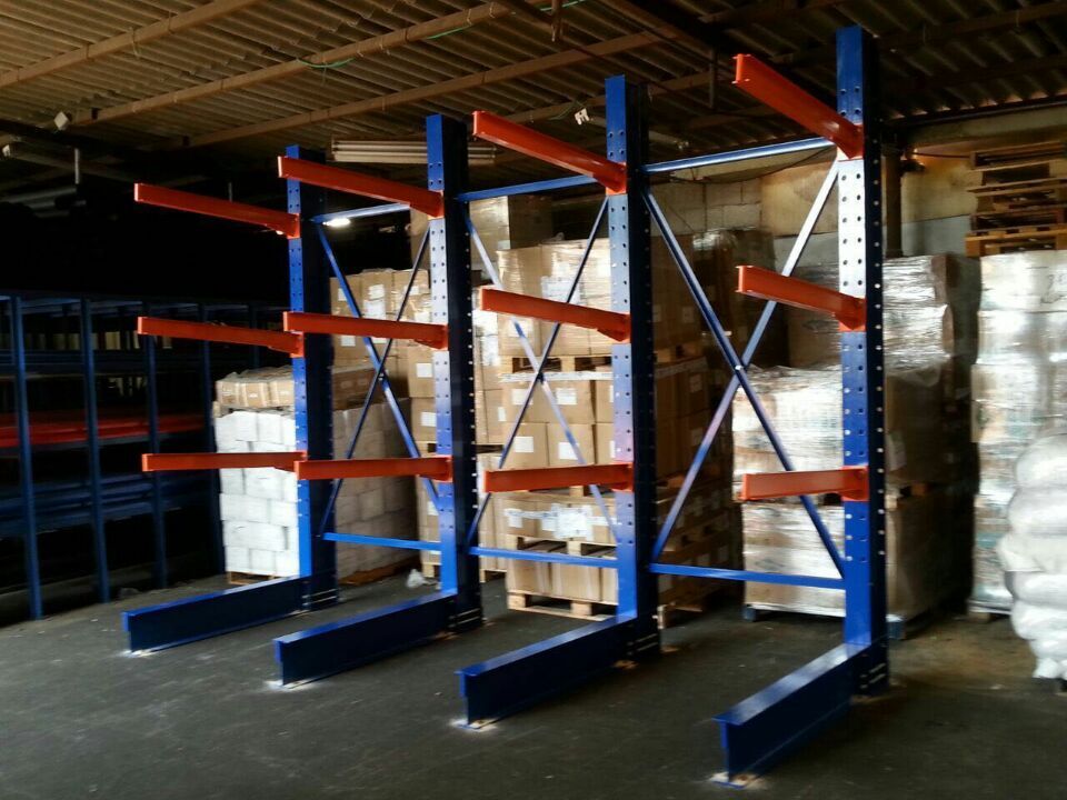 Unlock Your Warehouse Potential: How Does a Cantilever Rack Optimize Space & Boost Efficiency?